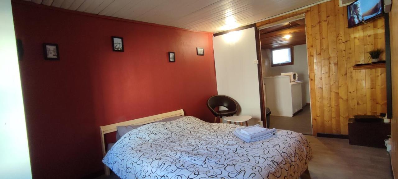 Studio Hypercentre A 2 Pas De La Gare. Appart N°3 Agen Luaran gambar