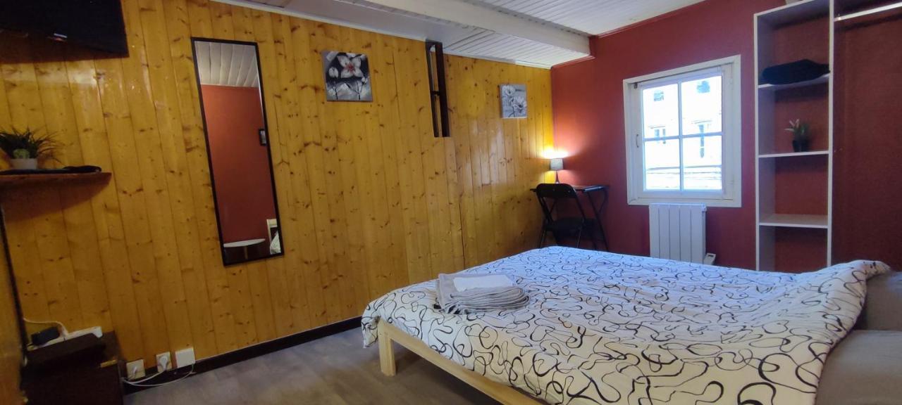 Studio Hypercentre A 2 Pas De La Gare. Appart N°3 Agen Luaran gambar